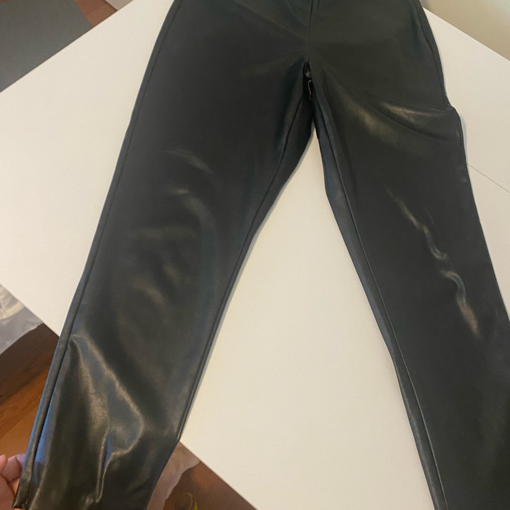 Old Navy Skinny Fit High Rise Black Faux-Leather Pants